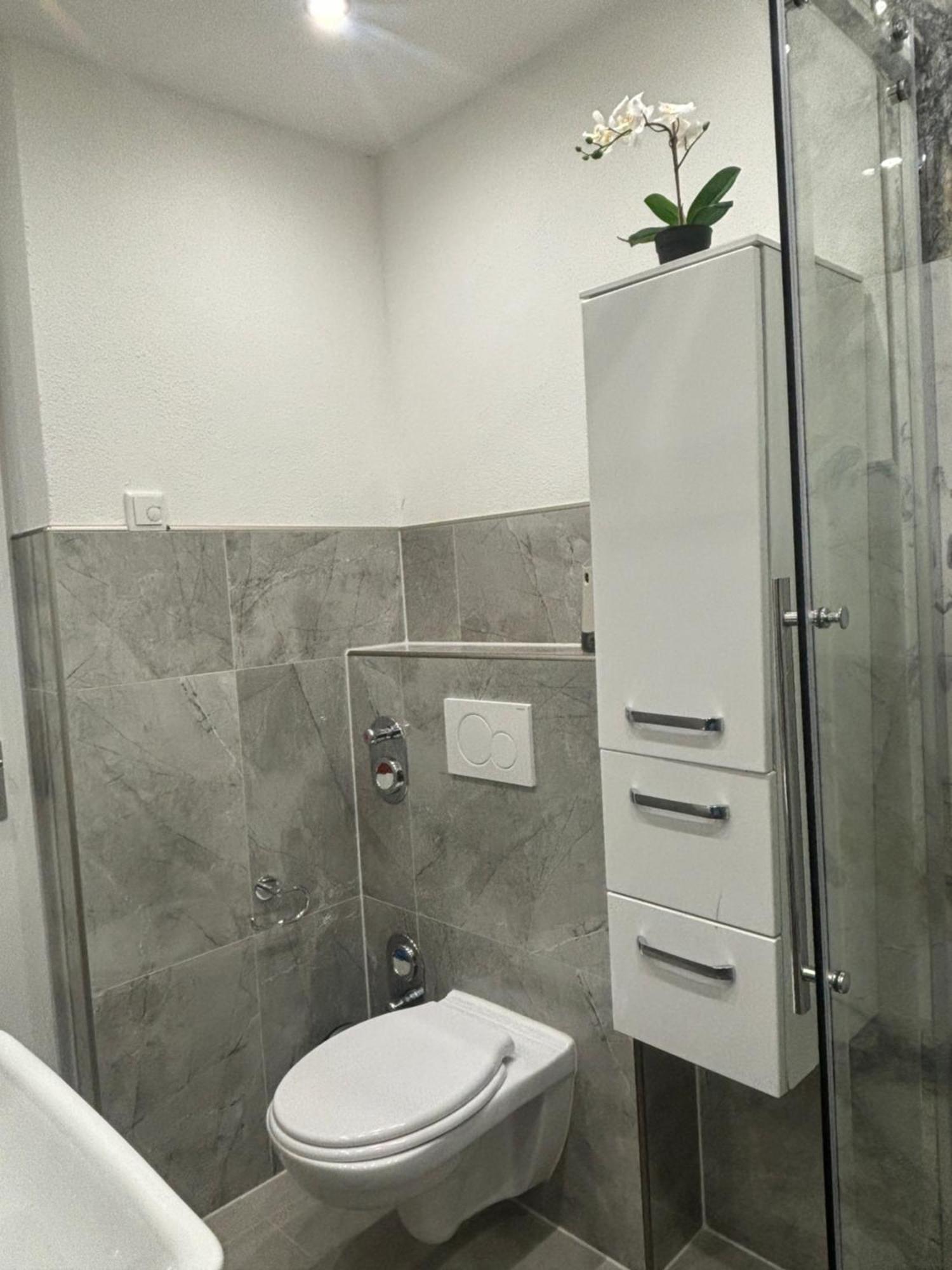 Lenti Duesseldorfer Apartment'S المظهر الخارجي الصورة